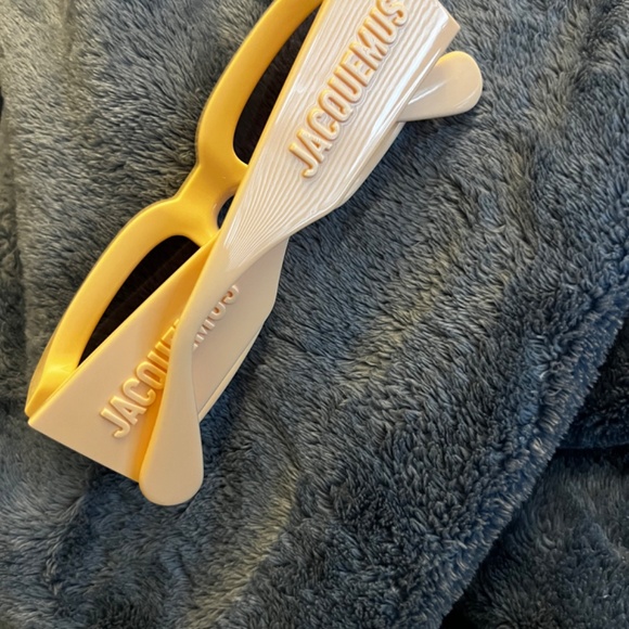 JACQUEMUS - Picture 4 of 6